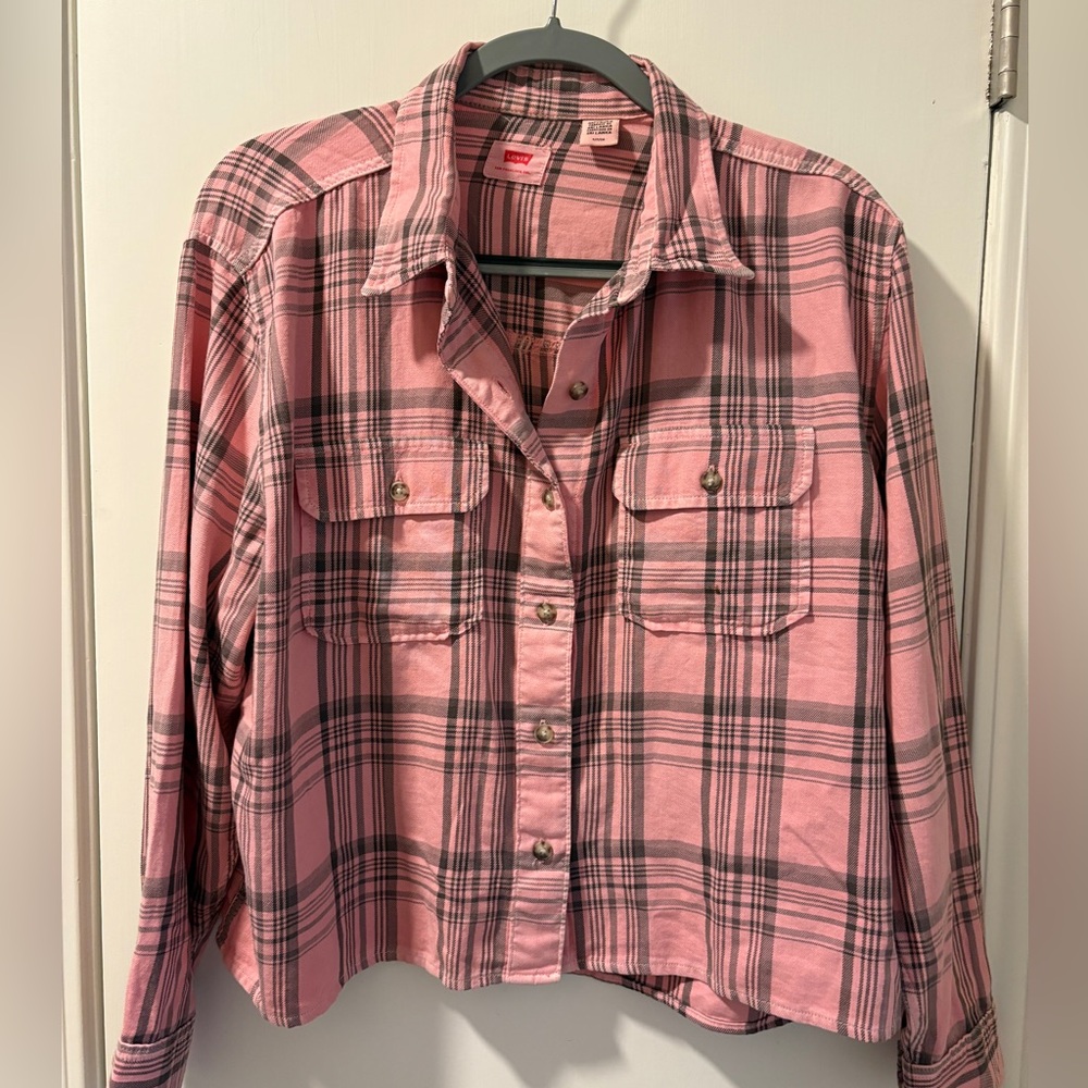 Levi's Pink Plaid Button Down Shirt